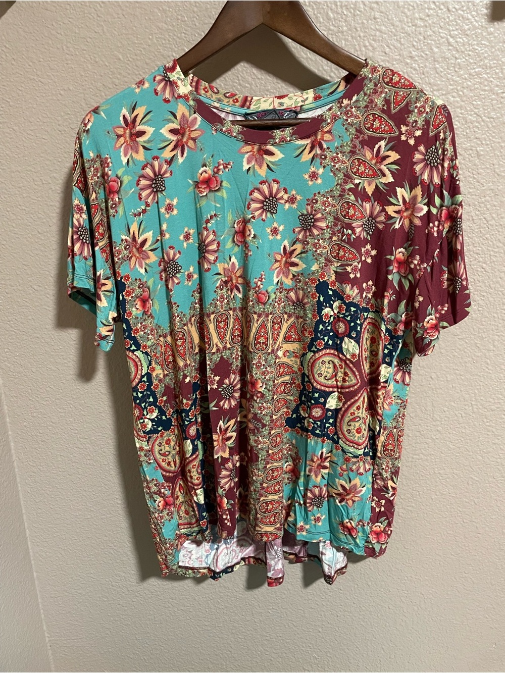 Johnny Was Floral Paisley Short Sleeve Top in Teal and Burgundy